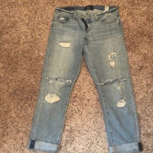 NWOT Lucky Brand distressed boyfriend Jean